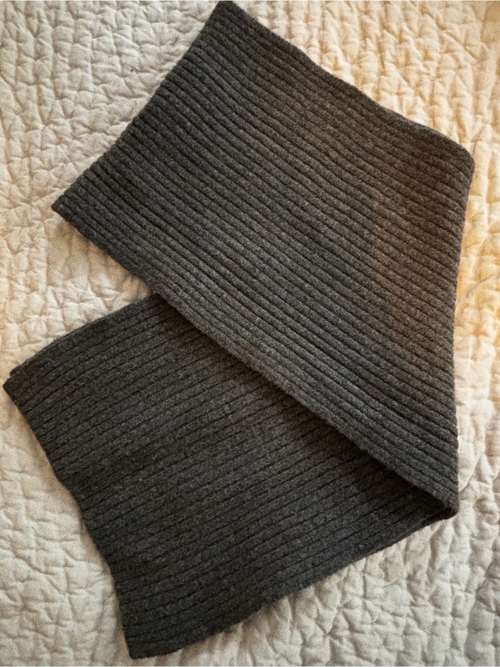 GAP Charcoal Gray Ribbed Knit Scarf